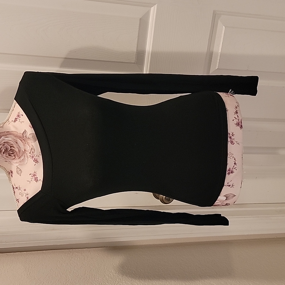 NWOT SHEIN  Longsleeve T